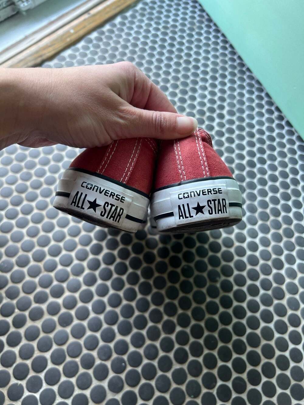 Converse - Picture 3 of 4